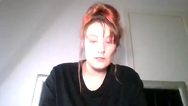 Snapshot of ScottoshThickThighs chatting on December 2, 2025, 5:31 am ScottoshThickThighs online show from December 2, 2025, 5:31 am