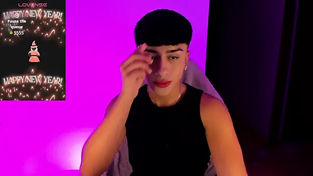 Snapshot of Matheewx_m chatting on October 1, 2025, 5:34 am Matheewx m online show from October 1, 2025, 5:34 am