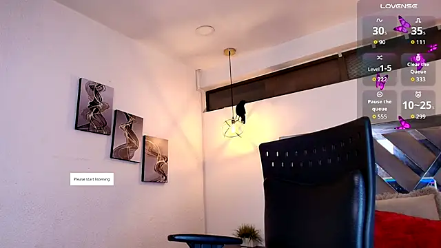 Snapshot of Rossi_ss1 chatting on October 26, 2025, 2:23 am Rossi ss1 online show from October 26, 2025, 2:23 am