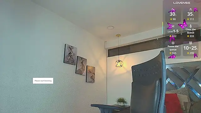 Snapshot of Rossi_ss1 chatting on November 29, 2025, 4:56 am Rossi ss1 online show from November 29, 2025, 4:56 am