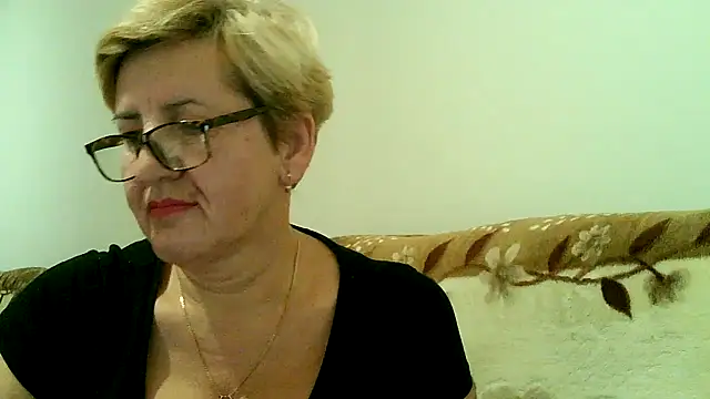 Dana4921 online show from November 7, 2025, 6:23 pm