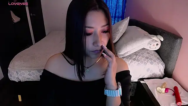 Snapshot of Mia_1120 chatting on April 28, 2026, 4:55 pm Mia 1120 online show from April 28, 2026, 4:55 pm