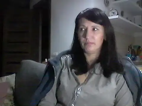 Snapshot of Elena48324 chatting on February 4, 2026, 6:47 pm Elena48324 online show from February 4, 2026, 6:47 pm