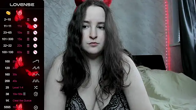 alice allens online show from October 31, 2025, 9:39 am