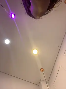 Skylar Smith  online show from April 1, 2026, 12:28 pm