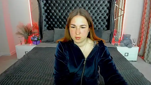 Snapshot of Sofii_darling chatting on April 30, 2026, 4:36 pm Sofii darling online show from April 30, 2026, 4:36 pm