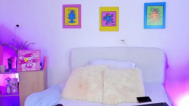 Snapshot of AprilAddams_ chatting on October 14, 2025, 9:15 pm AprilAddams  online show from October 14, 2025, 9:15 pm