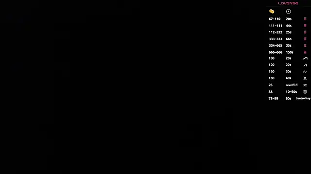 Snapshot of AprilAddams_ chatting on September 12, 2025, 9:42 am AprilAddams  online show from September 12, 2025, 9:42 am