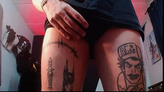 Snapshot of malek_xarx_ chatting on November 8, 2025, 9:07 pm malek xarx online show from November 8, 2025, 9:07 pm