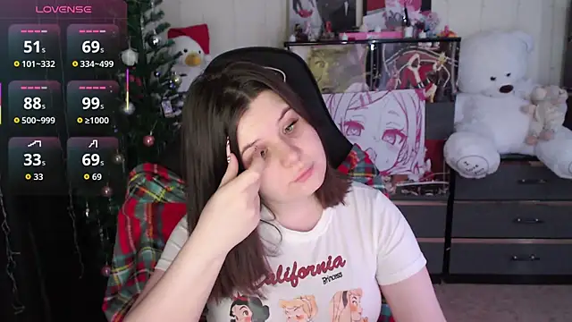 Snapshot of AmyVibess chatting on December 17, 2025, 8:14 pm AmyVibess online show from December 17, 2025, 8:14 pm