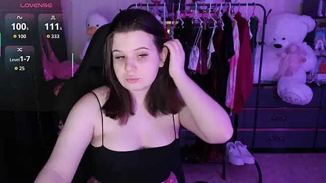 AmyVibess online show from March 26, 2026, 8:07 pm