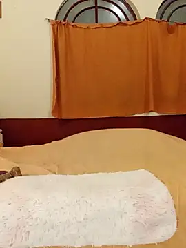 BlanquitaMexicana online show from October 17, 2025, 12:47 am