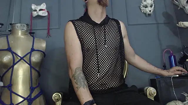 Snapshot of zain_kreigger chatting on April 16, 2026, 2:23 am zain kreigger online show from April 16, 2026, 2:23 am