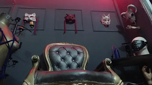 Snapshot of zain_kreigger chatting on February 14, 2026, 5:18 am zain kreigger online show from February 14, 2026, 5:18 am