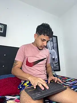 Snapshot of Luke_Stone chatting on February 25, 2026, 9:25 pm Luke Stone online show from February 25, 2026, 9:25 pm