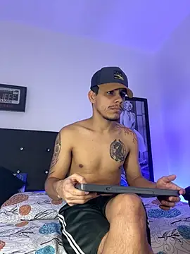 Snapshot of Luke_Stone chatting on October 16, 2025, 5:10 pm Luke Stone online show from October 16, 2025, 5:10 pm