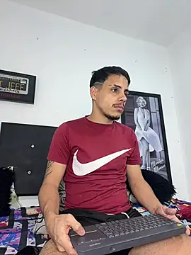 Snapshot of Luke_Stone chatting on February 26, 2026, 8:09 pm Luke Stone online show from February 26, 2026, 8:09 pm