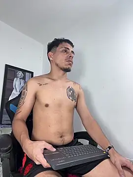 Luke Stone online show from April 5, 2026, 7:20 pm