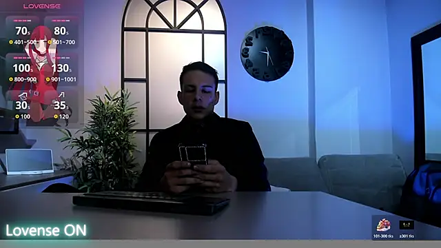 Snapshot of Dustin_Sonne chatting on November 10, 2025, 3:33 am Dustin Sonne online show from November 10, 2025, 3:33 am