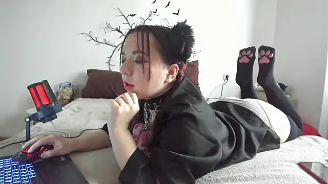 Snapshot of VellvetAnders chatting on November 11, 2025, 8:09 am VellvetAnders online show from November 11, 2025, 8:09 am