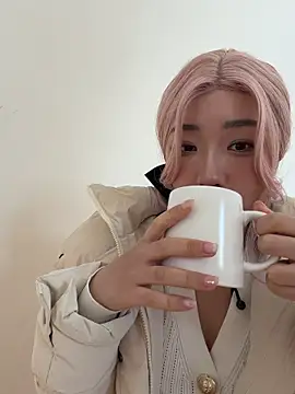 winter11 online show from January 17, 2026, 1:20 am