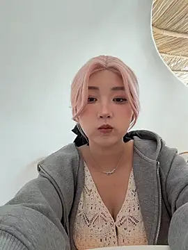 winter11 online show from March 22, 2026, 1:31 am