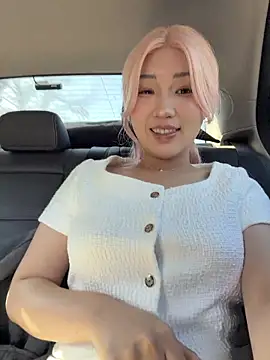 Snapshot of winter11 chatting on November 16, 2025, 3:22 am winter11 online show from November 16, 2025, 3:22 am