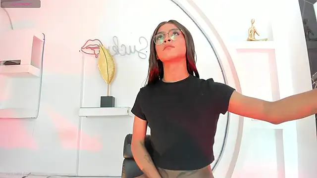 Vicky Hottman online show from September 11, 2025, 4:45 am