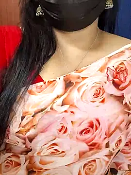 honey-flower online show from November 18, 2025, 9:12 am