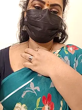 honey-flower online show from November 12, 2025, 9:57 am