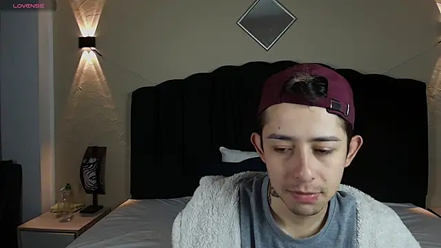 Aleecandrews online show from September 10, 2025, 7:24 pm