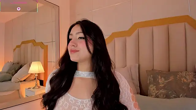 MaddieParker online show from April 14, 2026, 8:03 pm