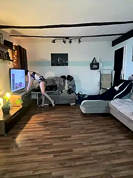 Snapshot of Seductively4_20 chatting on November 15, 2025, 2:10 pm Seductively4 20 online show from November 15, 2025, 2:10 pm