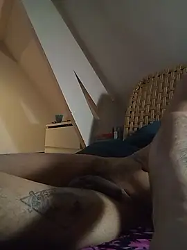 Tholel420 online show from March 22, 2026, 9:16 pm