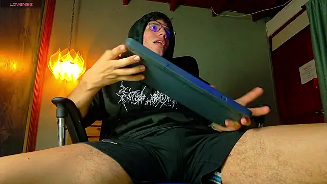 david huge online show from April 1, 2026, 2:46 am