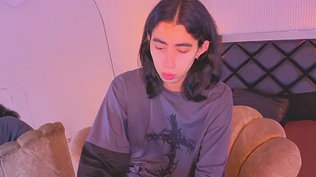 ryo light online show from June 3, 2026, 3:40 am