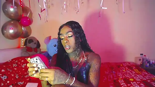 Snapshot of pink_7777 chatting on November 14, 2025, 1:48 pm pink 7777 online show from November 14, 2025, 1:48 pm