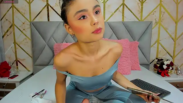 Snapshot of Cassidy_14 chatting on February 8, 2026, 6:49 pm Cassidy 14 online show from February 8, 2026, 6:49 pm