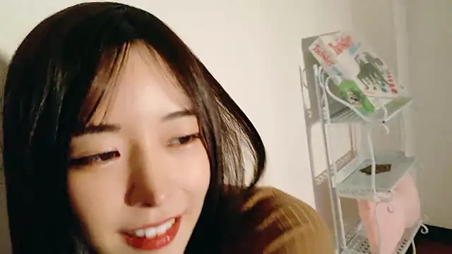 Snapshot of hinata_chan3 chatting on December 4, 2025, 1:54 pm hinata chan3 online show from December 4, 2025, 1:54 pm