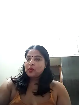 Snapshot of srimasrima chatting on October 5, 2025, 9:11 am srimasrima online show from October 5, 2025, 9:11 am