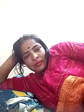 Snapshot of srimasrima chatting on November 18, 2025, 4:10 pm srimasrima online show from November 18, 2025, 4:10 pm