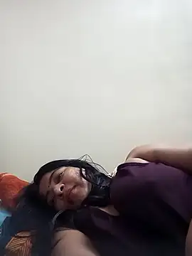 Snapshot of srimasrima chatting on November 25, 2025, 1:06 am srimasrima online show from November 25, 2025, 1:06 am