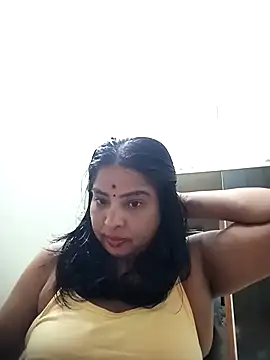 Snapshot of srimasrima chatting on November 10, 2025, 3:28 pm srimasrima online show from November 10, 2025, 3:28 pm