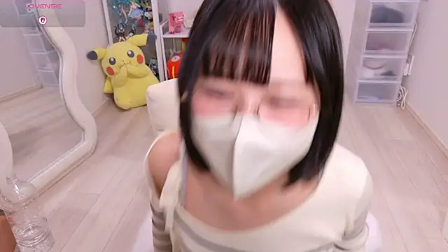 chii chan o0 online show from May 26, 2026, 10:13 am