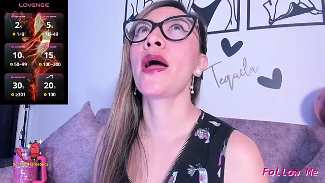 Snapshot of TilaTequila_15 chatting on October 6, 2025, 1:56 pm TilaTequila 15 online show from October 6, 2025, 1:56 pm