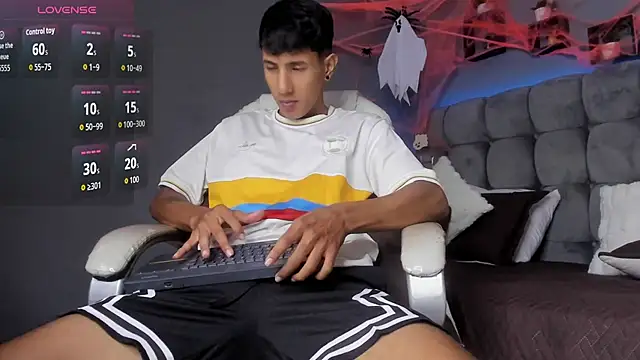 Juan zabala online show from October 10, 2025, 11:44 am