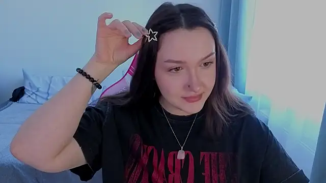 CrystalBlaze  online show from April 10, 2026, 11:50 am