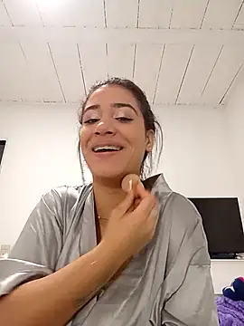 Snapshot of Samantha_hotly chatting on November 4, 2025, 10:08 am Samantha hotly online show from November 4, 2025, 10:08 am