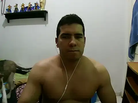 Snapshot of Myke_Digger chatting on July 14, 2026, 7:42 pm Myke Digger online show from July 14, 2026, 7:42 pm
