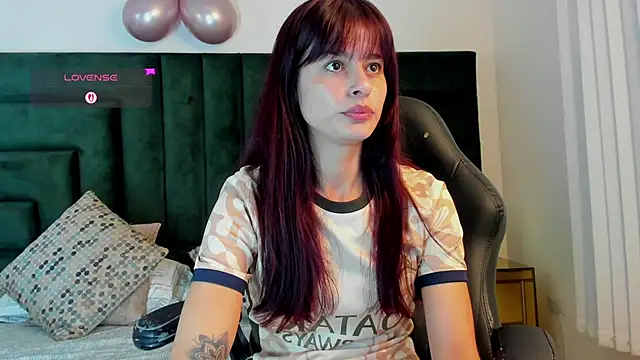 Snapshot of valerieMattson chatting on December 15, 2025, 5:30 pm valerieMattson online show from December 15, 2025, 5:30 pm